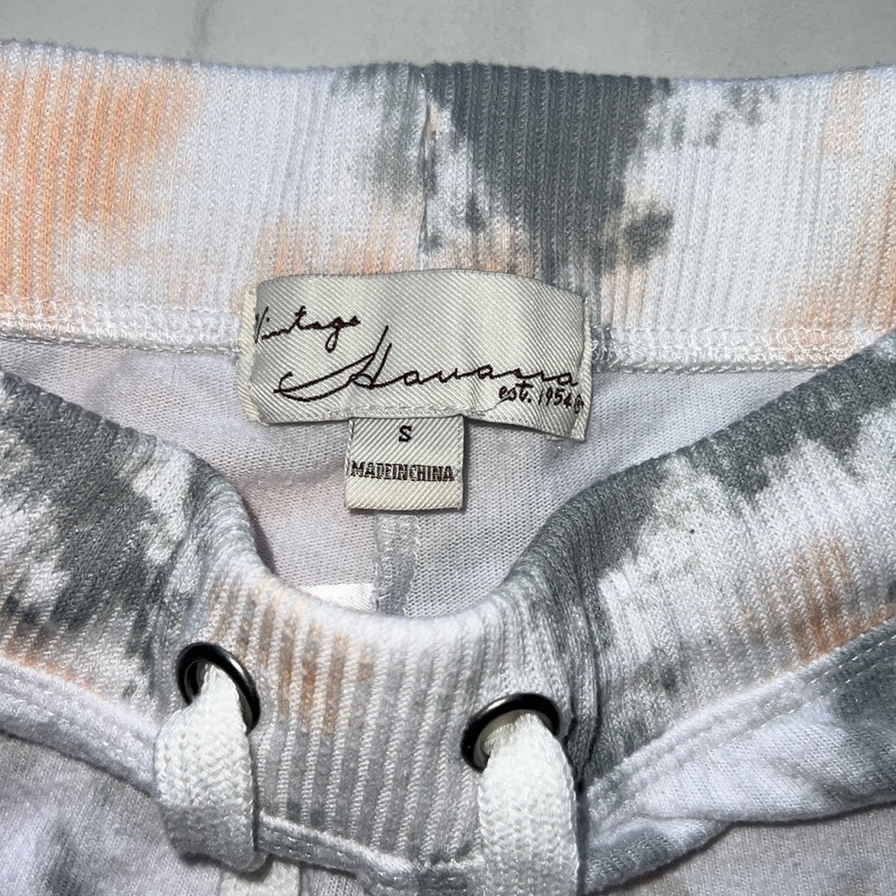 Gray and Peach Vintage Havana Tie Dye Shorts with Drawstring Waist Size S - Picture 2 of 4